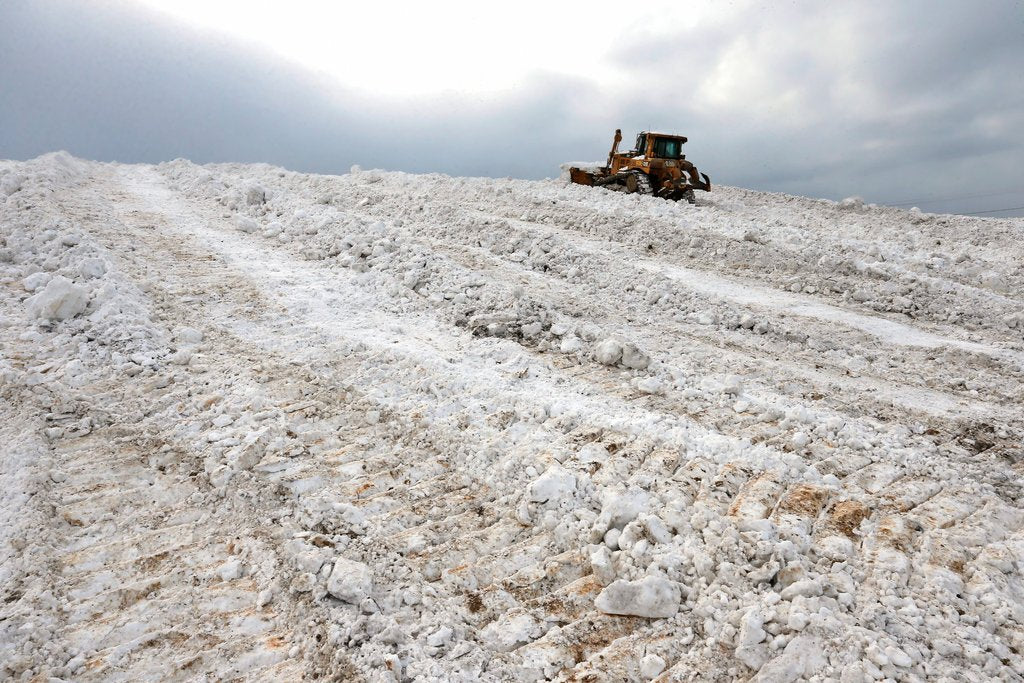 Wall of Snow: The Historic WNY Snowstorm of 2014